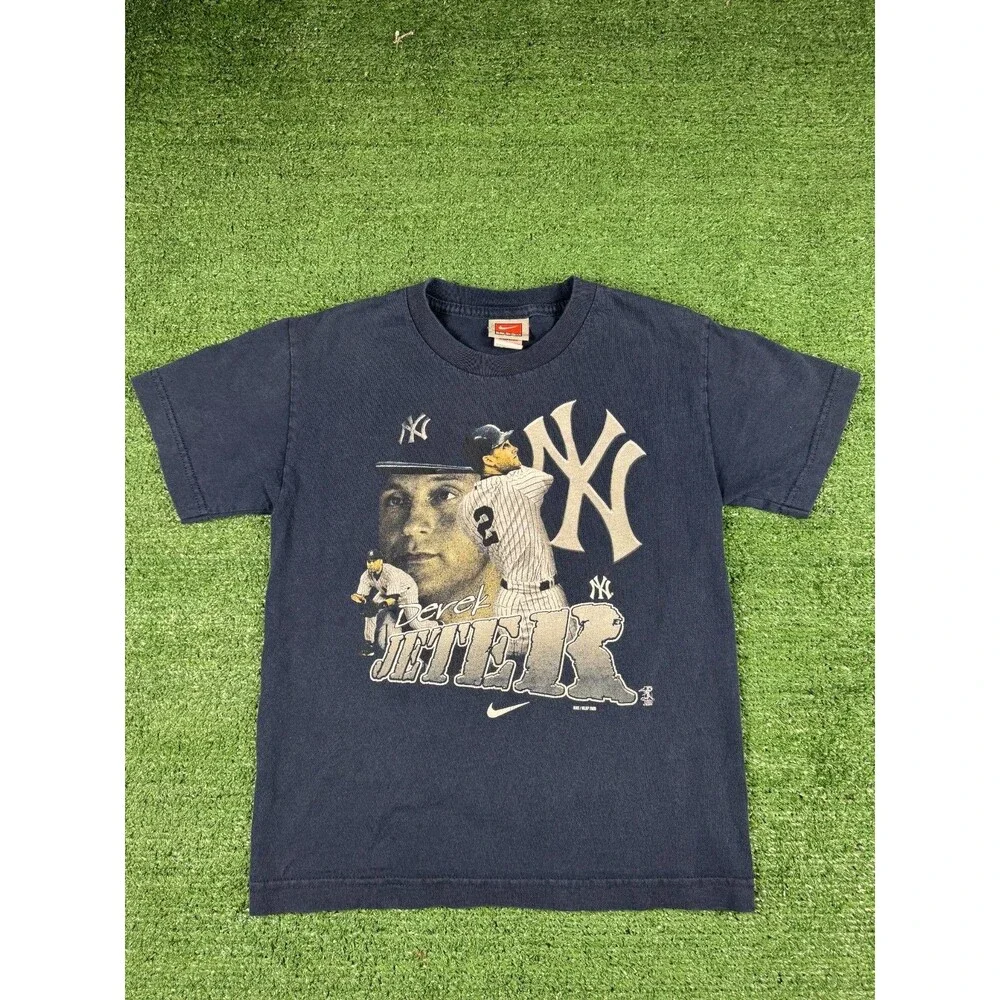 VTG Y2K Nike Derek Jeter Graphic T-Shirt Yankees Captain Youth Small